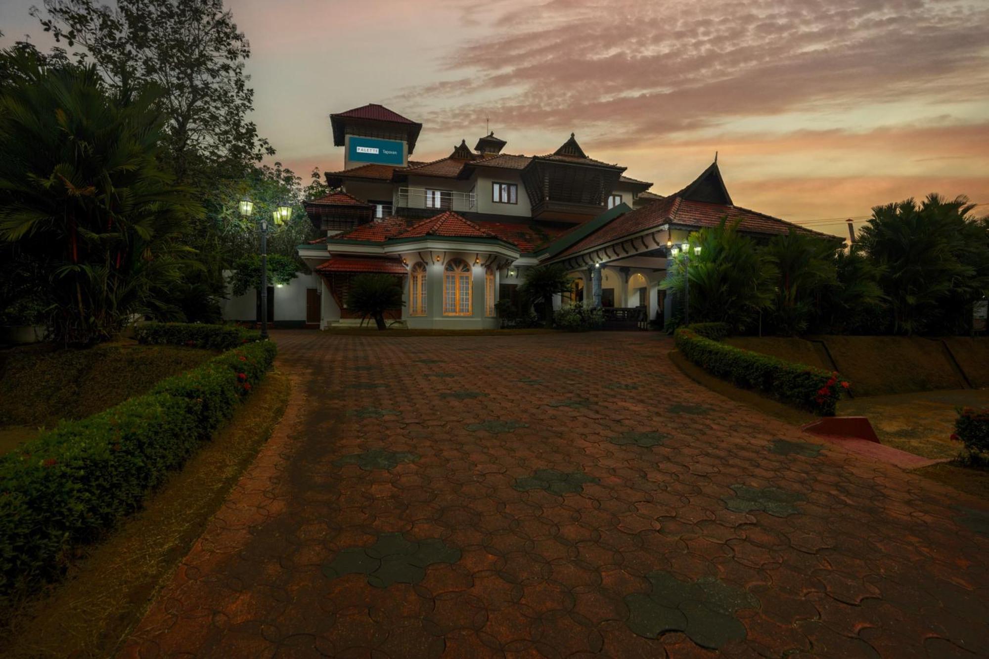 Palette Resorts- Tapovan Green County Thattakad Exterior photo